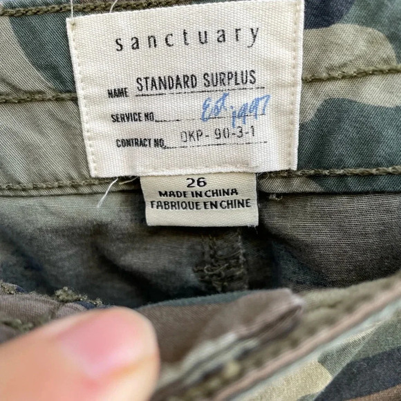 NOT FOR SALE Sanctuary Camoflage Straight Chinos,  size 26 - Picture 9 of 9
